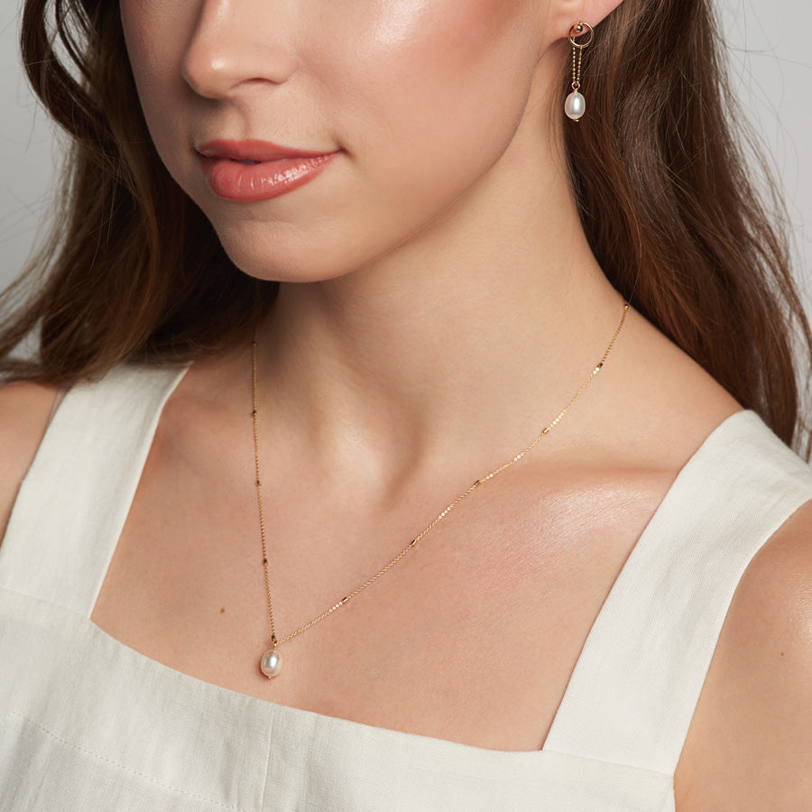 Petite Oval Pearl Bead Necklace