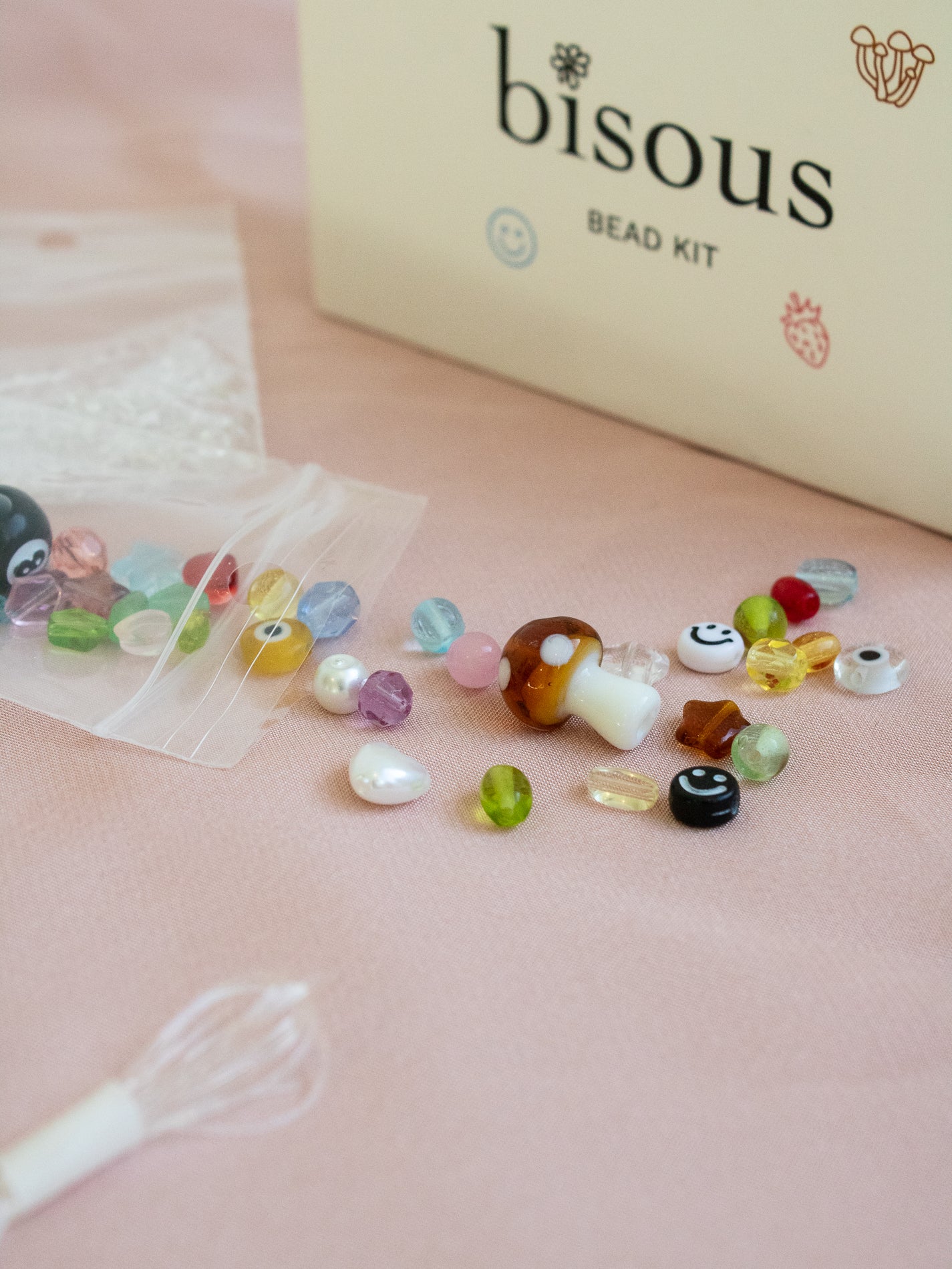 Bisous Bead Kit