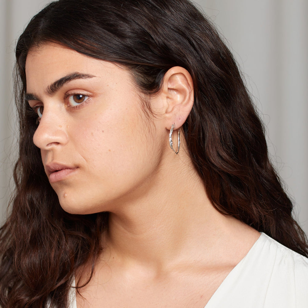 Terra Hoops Medium in Silver