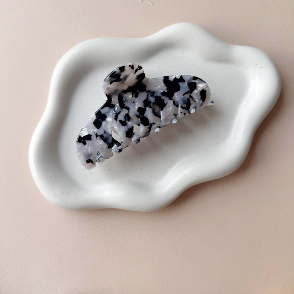 The Agatha Hair Clip Pearly Grey