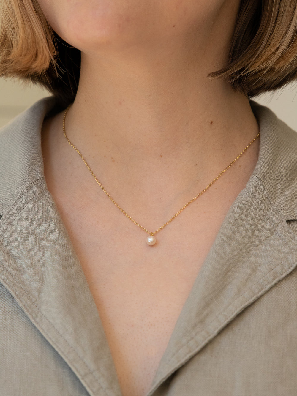 Singola Pearl Necklace