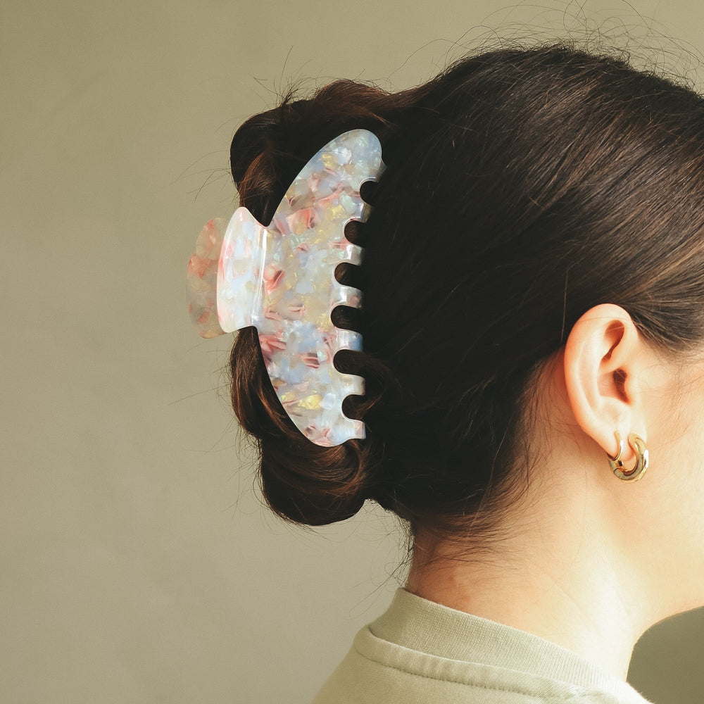 The XL Hair Clip Pearly Pink