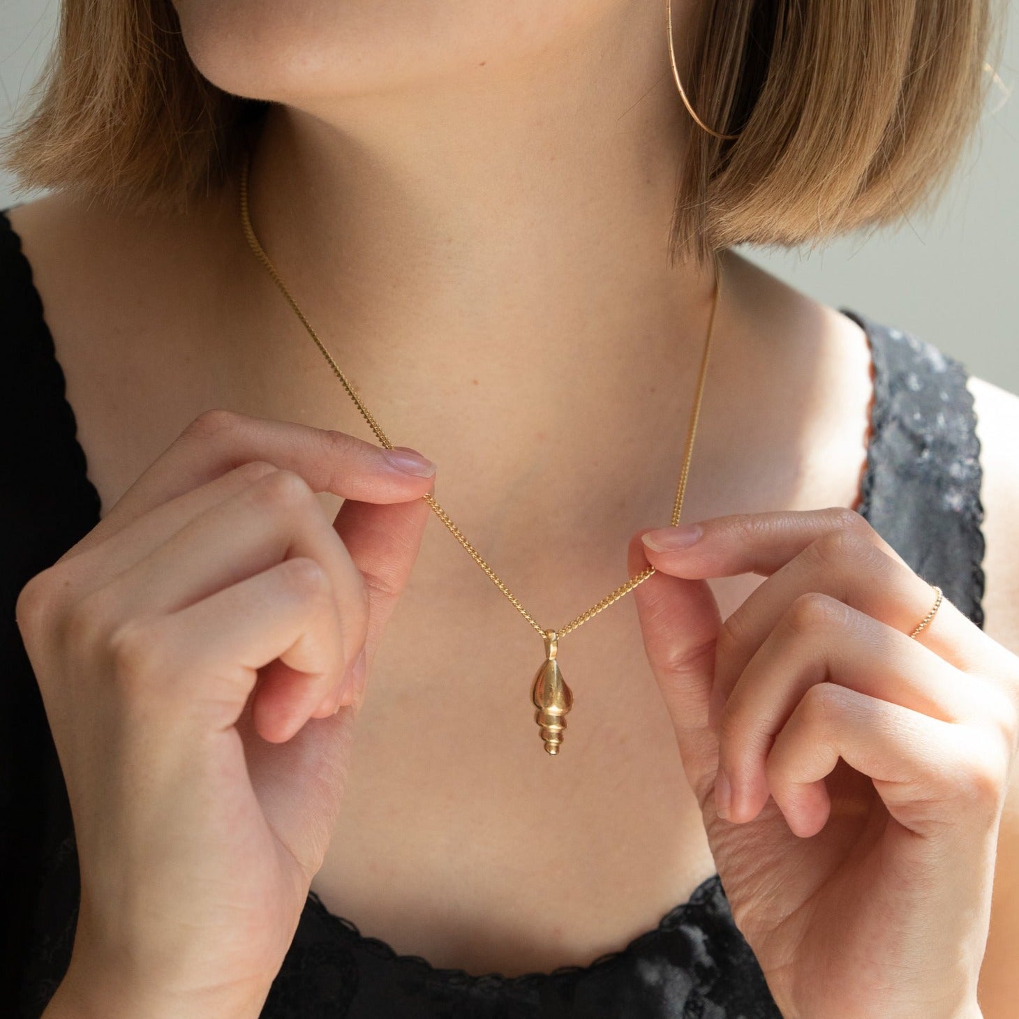 Spire Necklace Gold