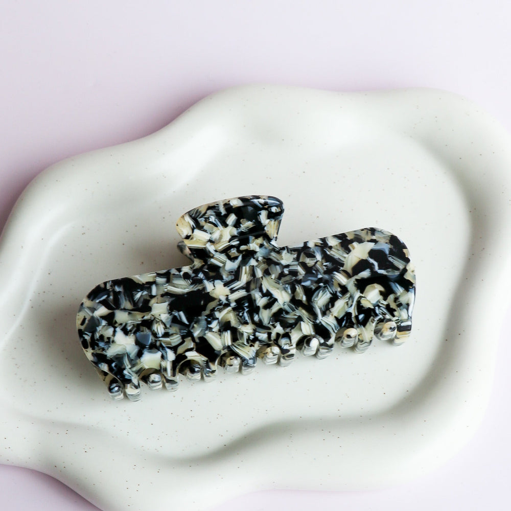 The Dalila Hair Clip Black & Beige