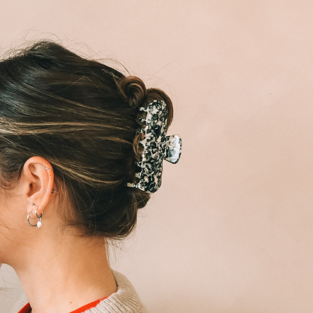 The Dalila Hair Clip Black & Beige