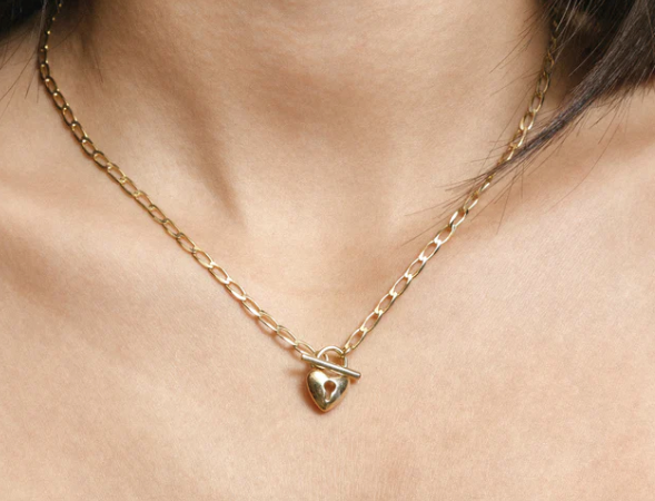 Heart Toggle Necklace Gold
