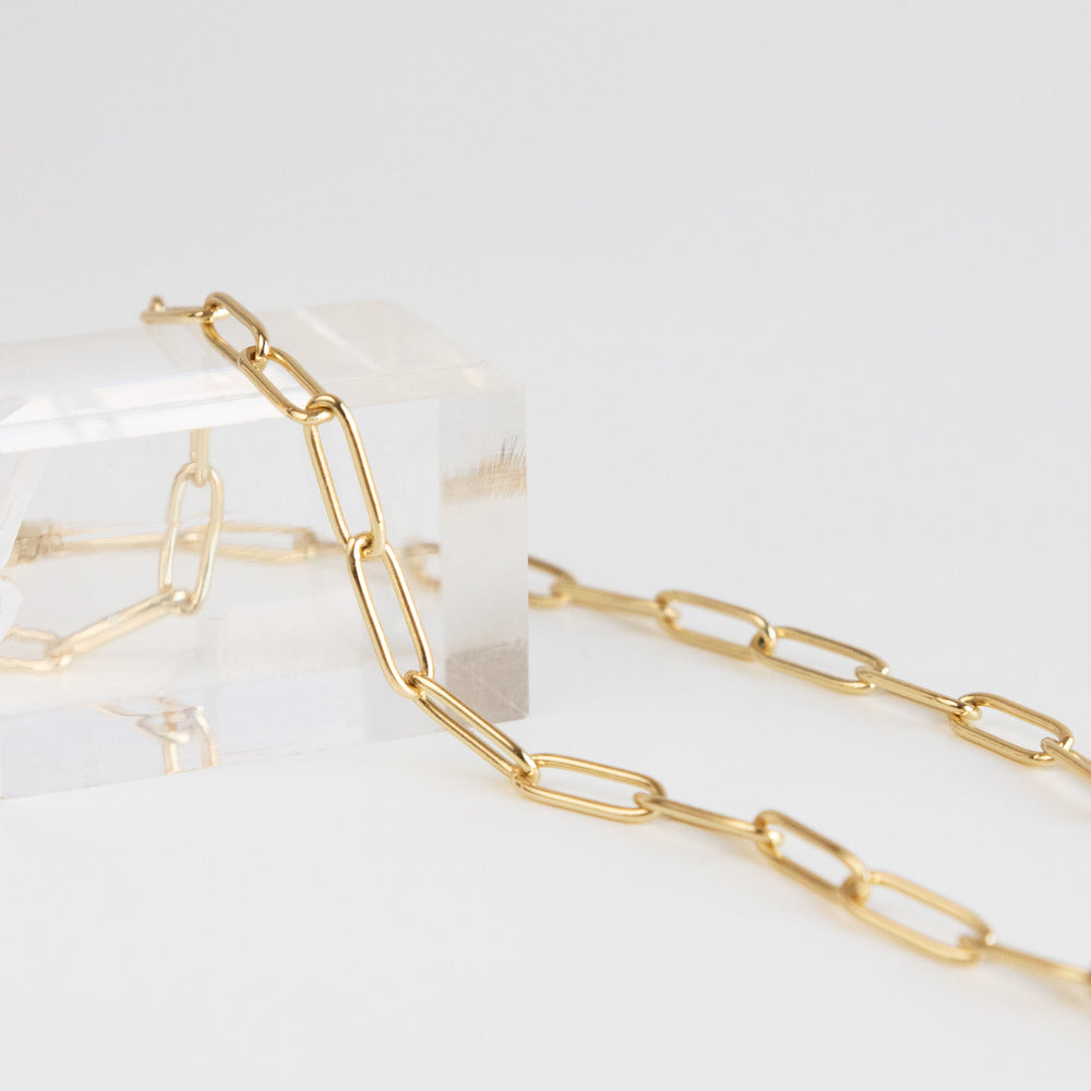 Roberts Paperclip Chain Necklace Gold