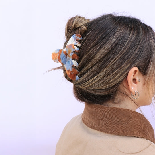 The Agatha Hair Clip Blue-Grey Multi