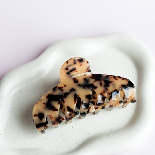 The Agatha Hair Clip Tortoise