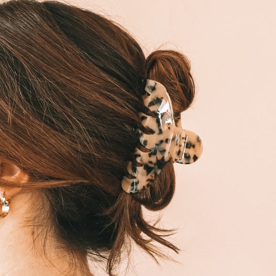 The Agatha Hair Clip Tortoise