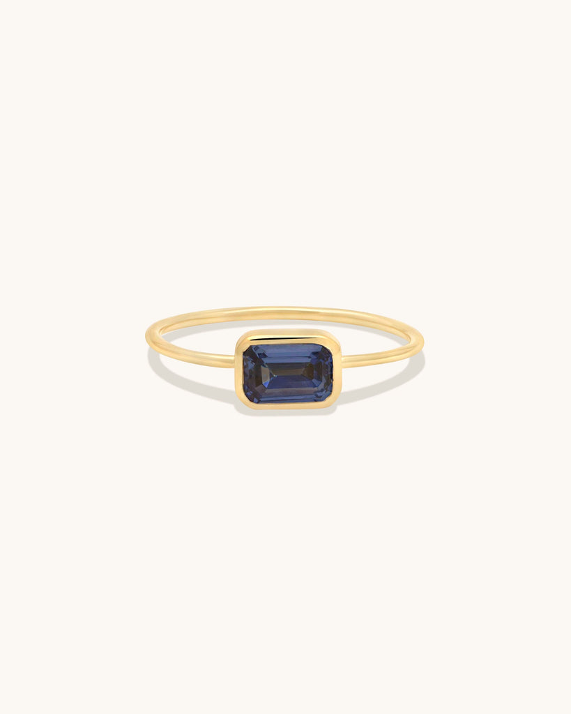 Emerald Cut Ring Sapphire