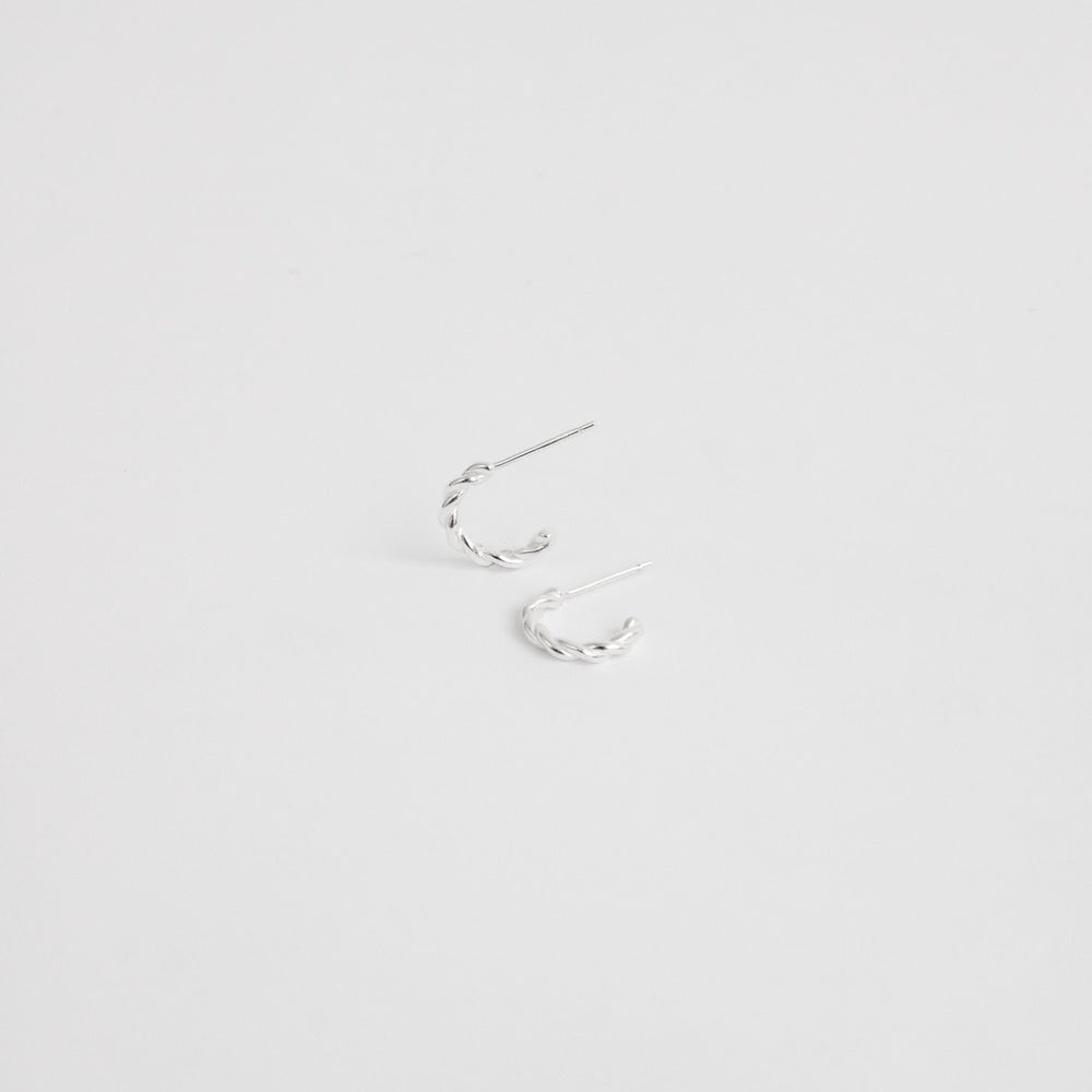 Tiny Twist Huggies Silver