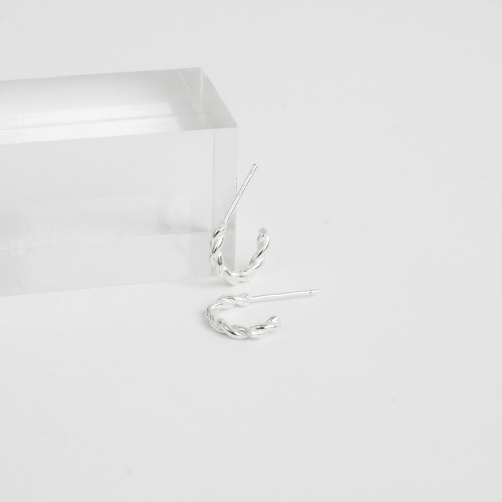 Tiny Twist Huggies Silver