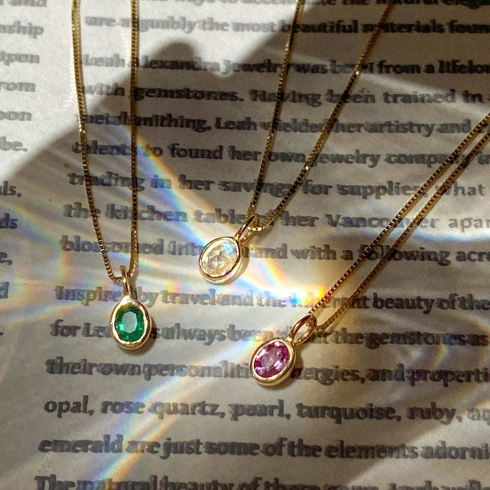 10K Petite Oval Necklaces