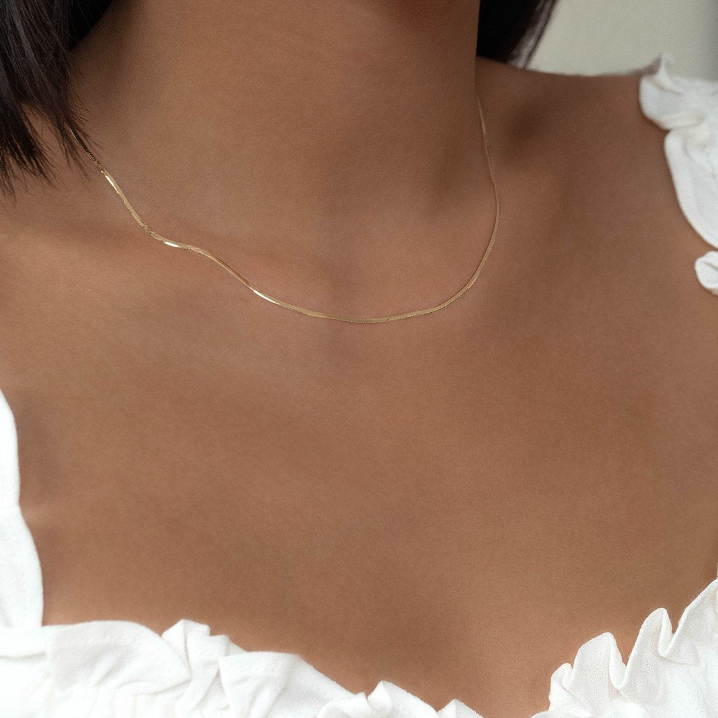 10K Thin Herringbone Chain Necklace